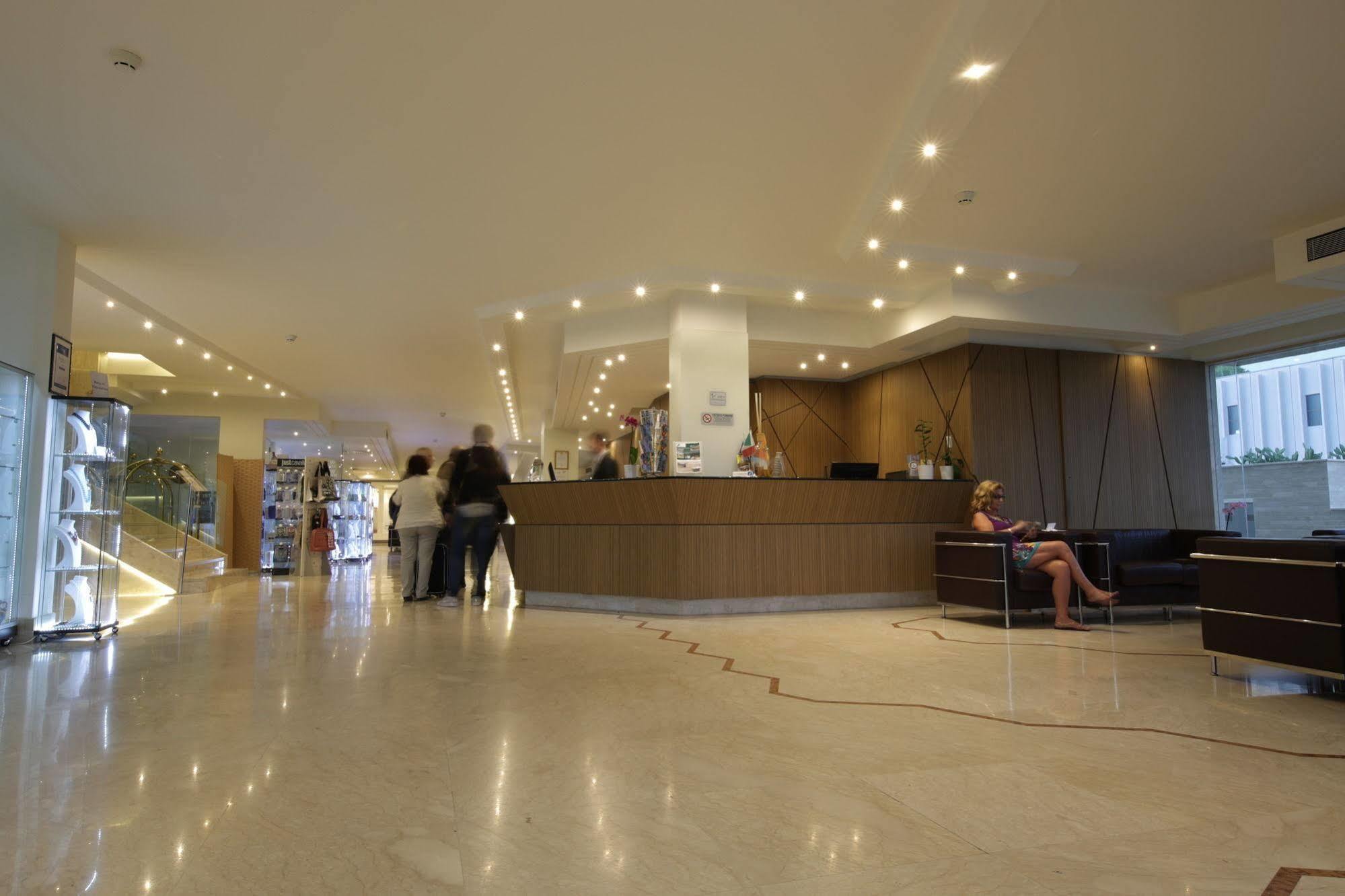 Catania International Airport Hotel Exterior photo